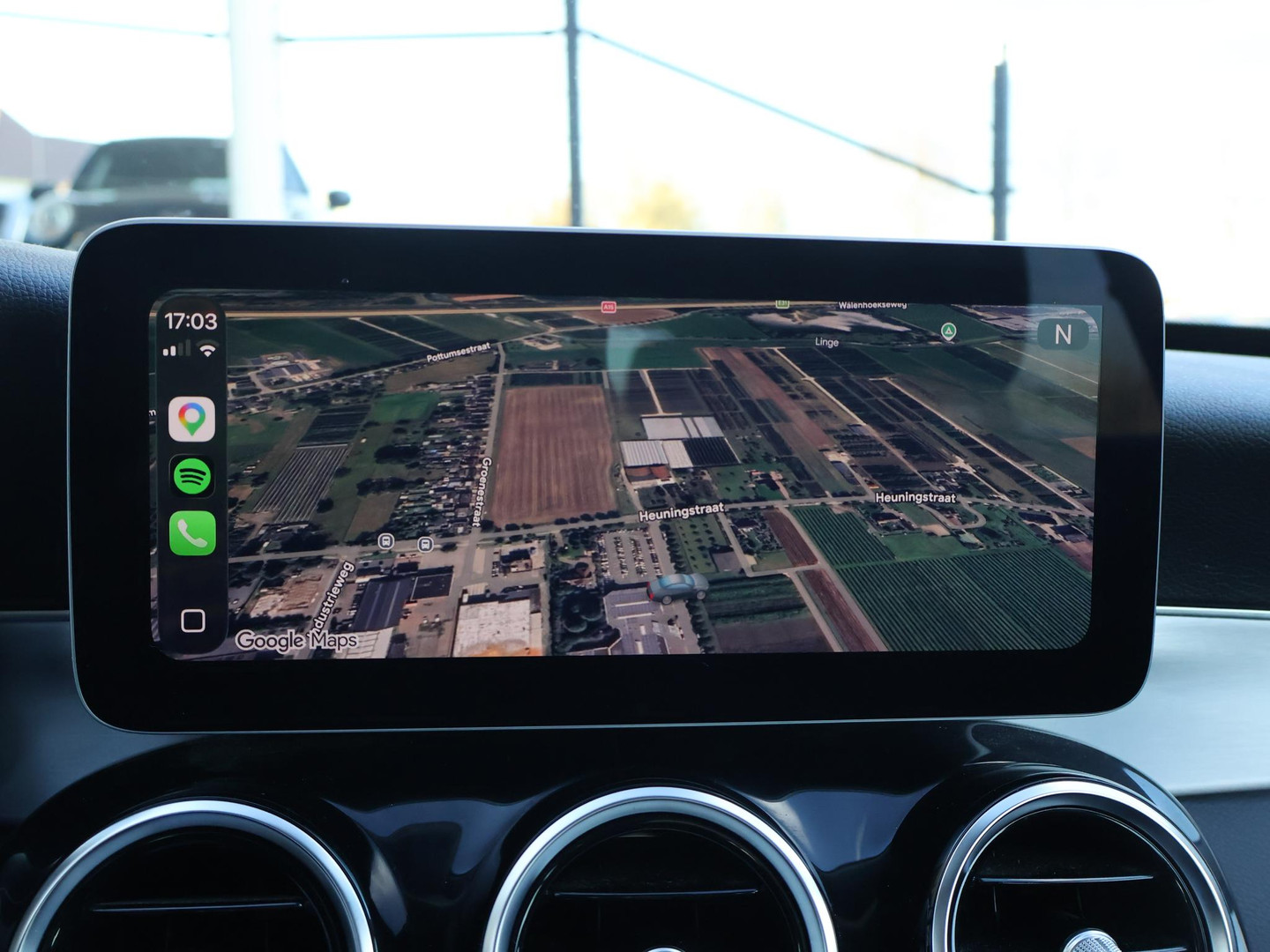 Mercedes-Benz Mercedes-Benz