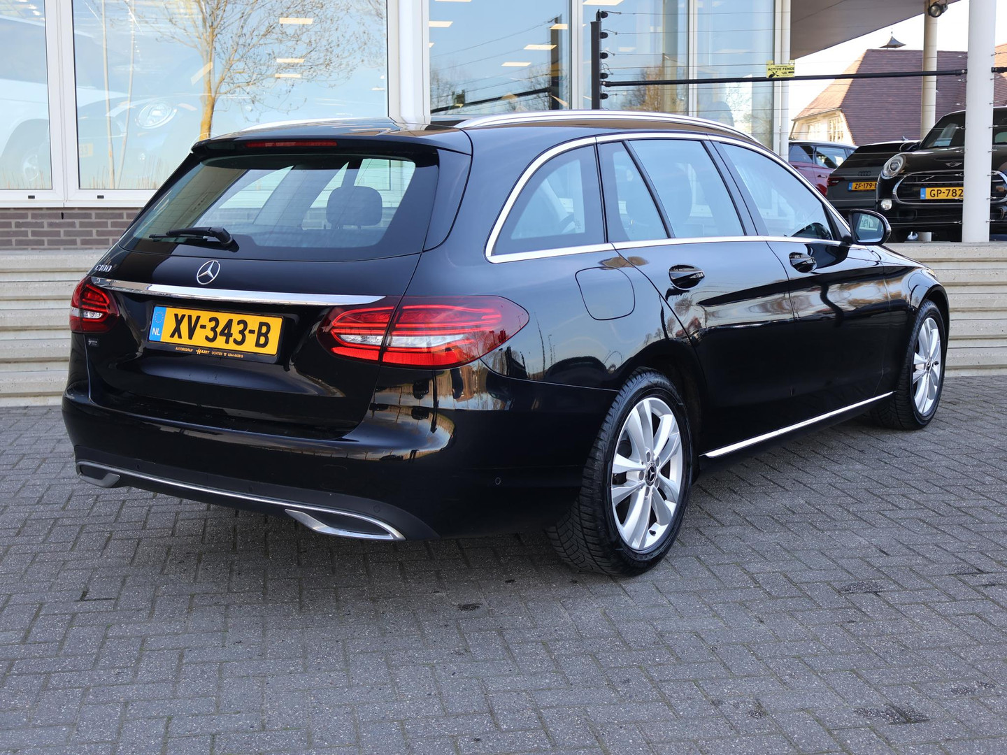 Mercedes-Benz Mercedes-Benz