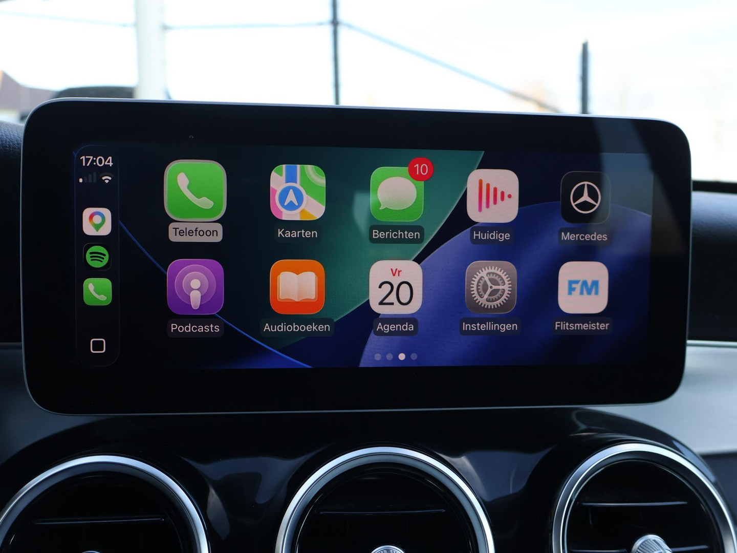 Mercedes-Benz Mercedes-Benz