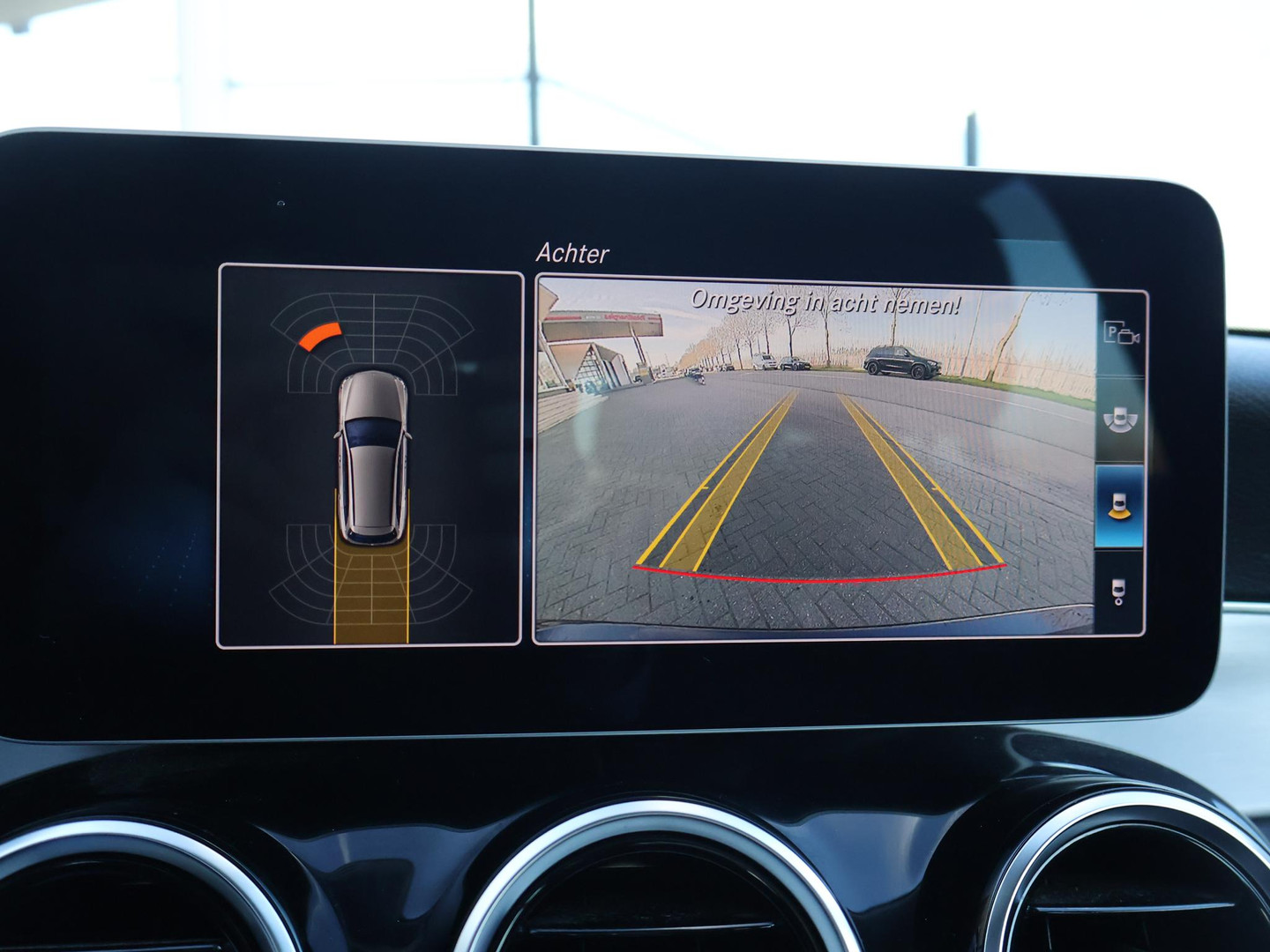 Mercedes-Benz Mercedes-Benz