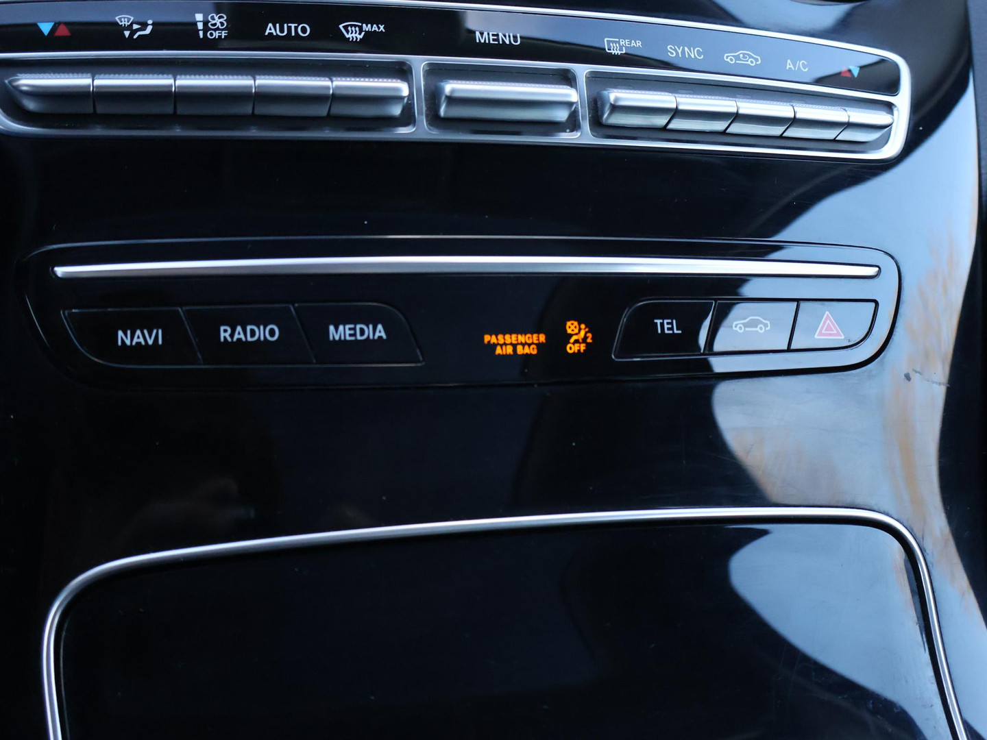 Mercedes-Benz Mercedes-Benz