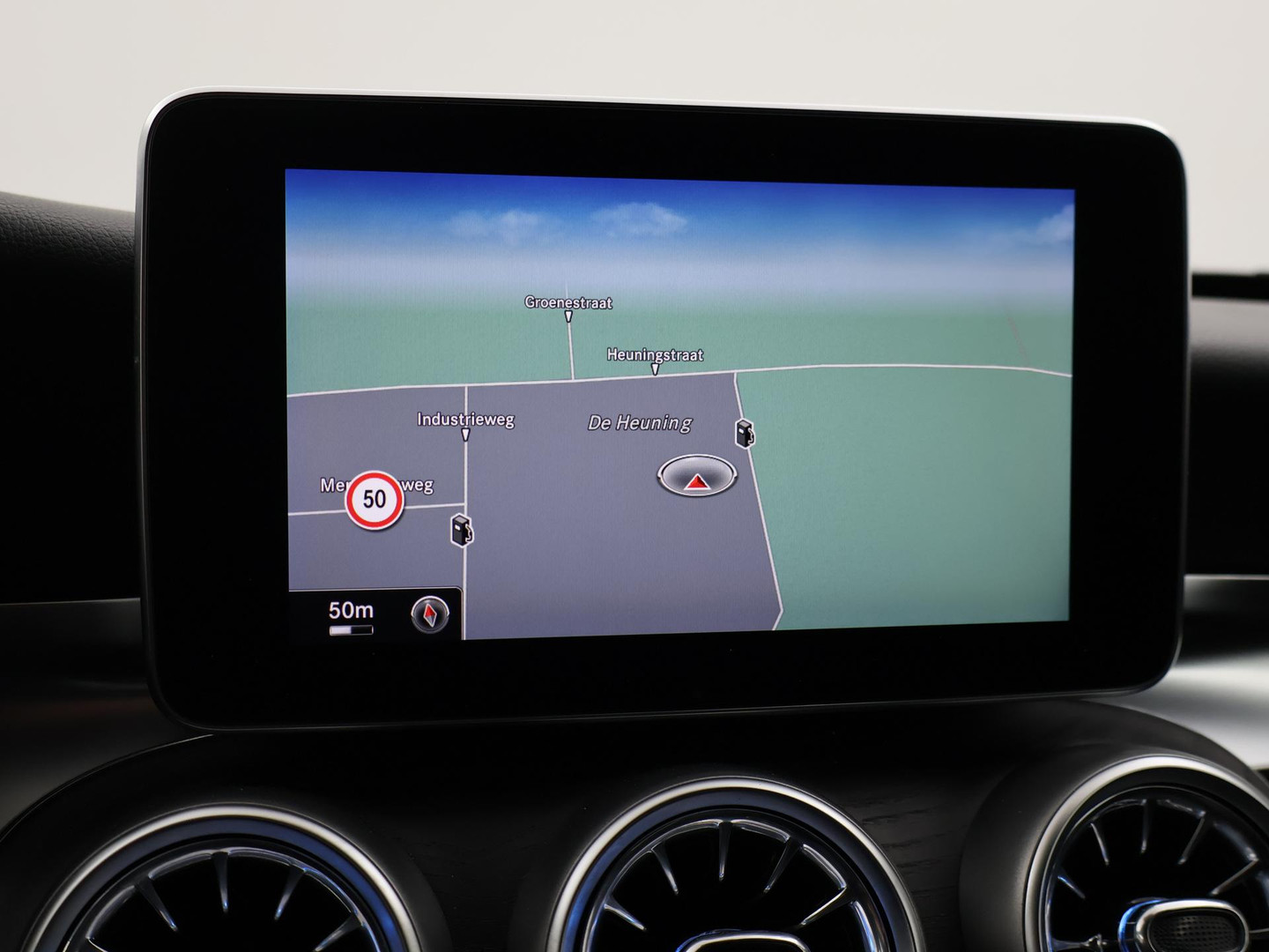 Mercedes-Benz Mercedes-Benz