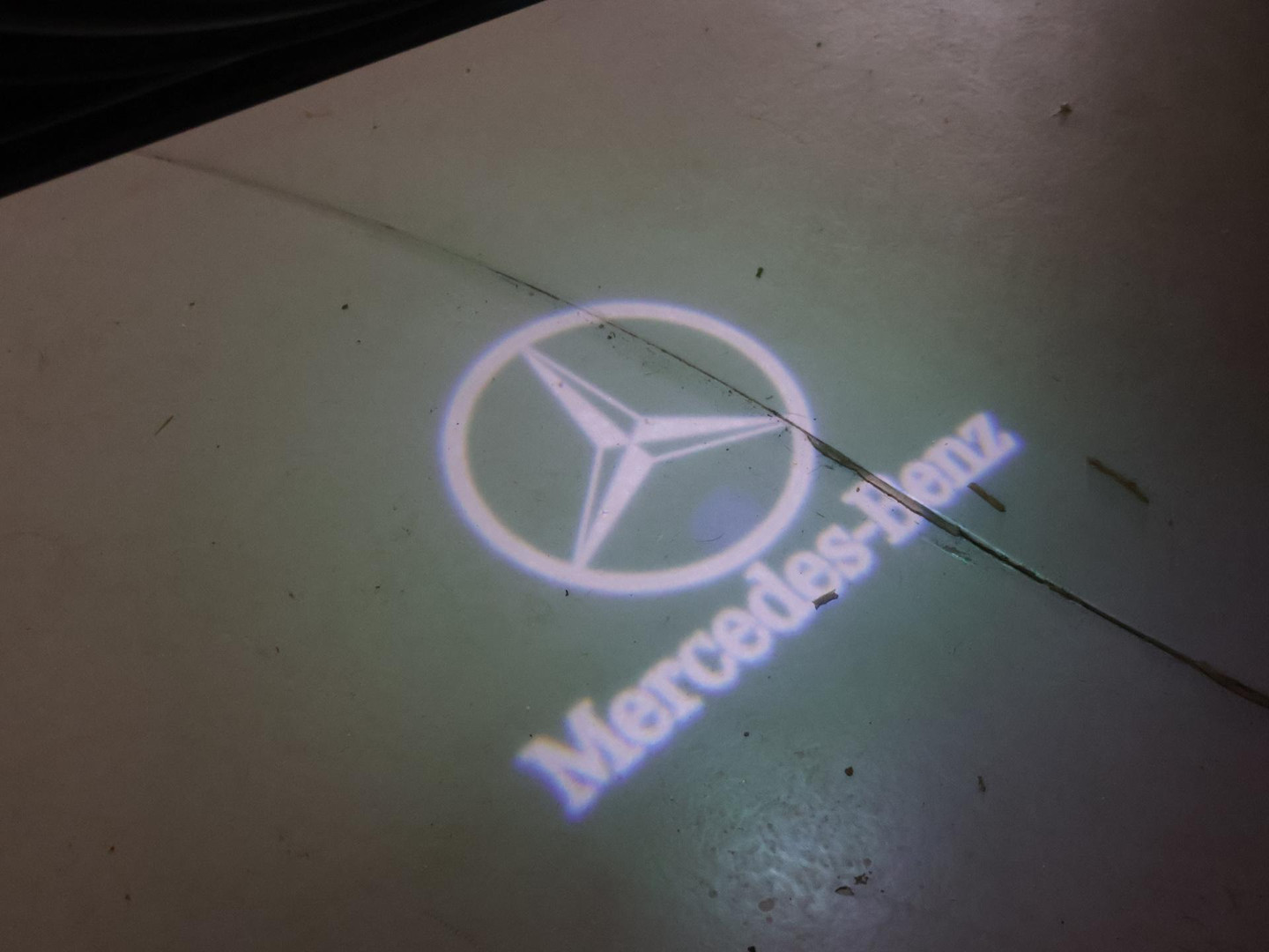 Mercedes-Benz Mercedes-Benz