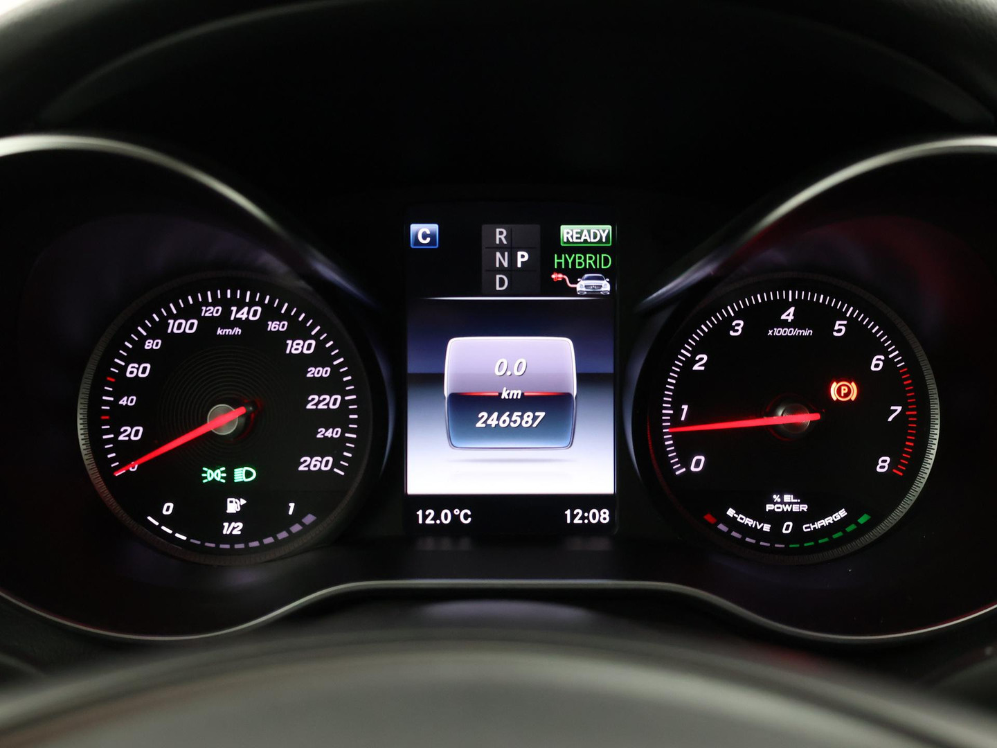 Mercedes-Benz Mercedes-Benz