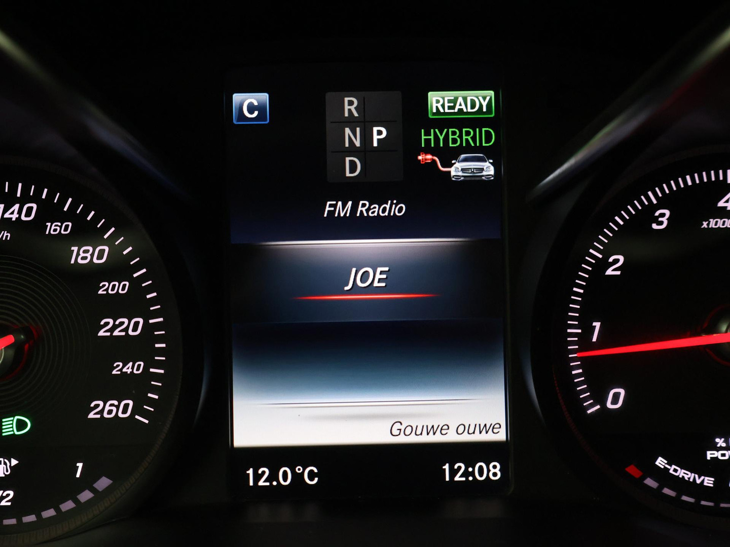 Mercedes-Benz Mercedes-Benz