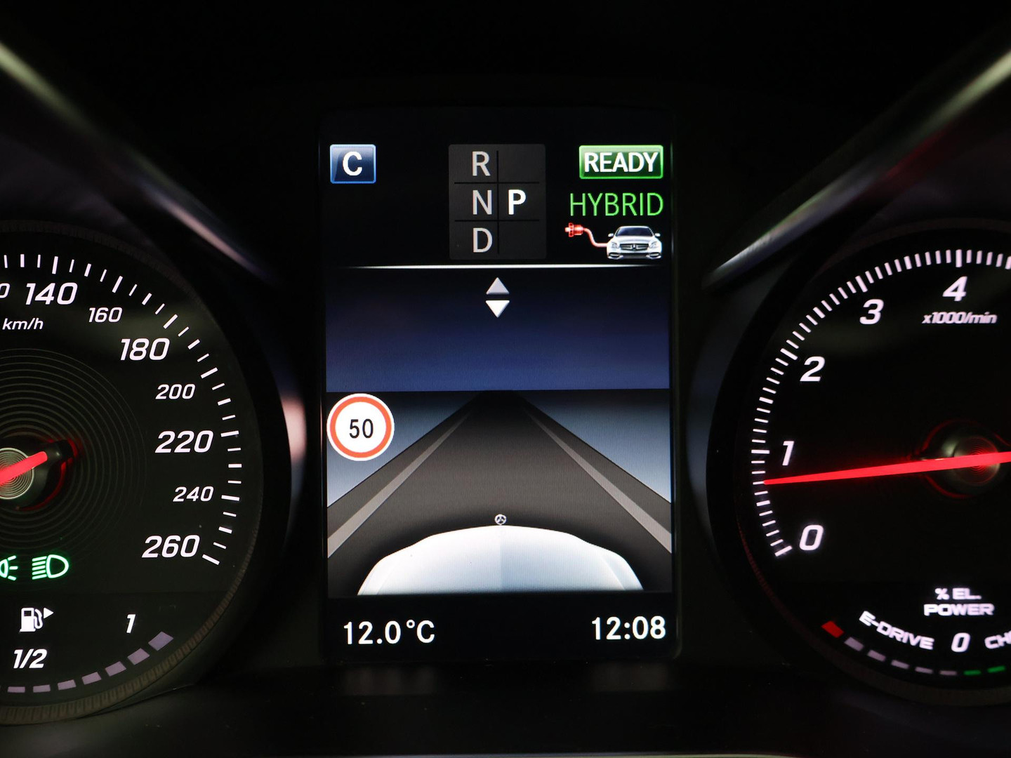 Mercedes-Benz Mercedes-Benz