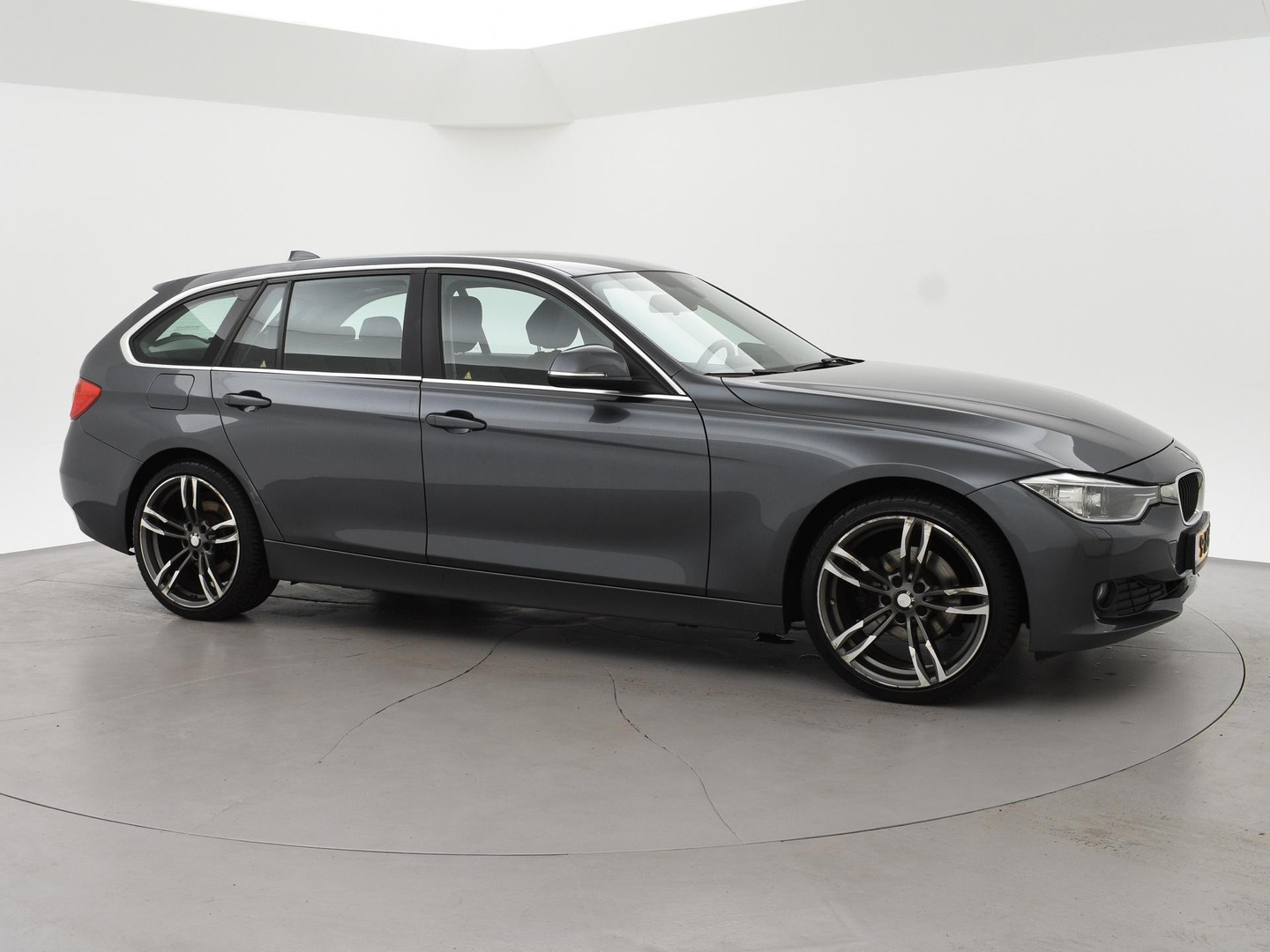 BMW BMW