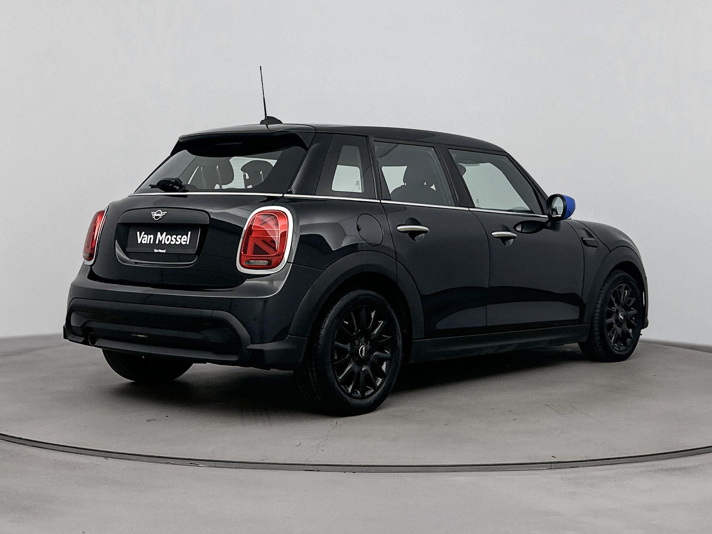 MINI