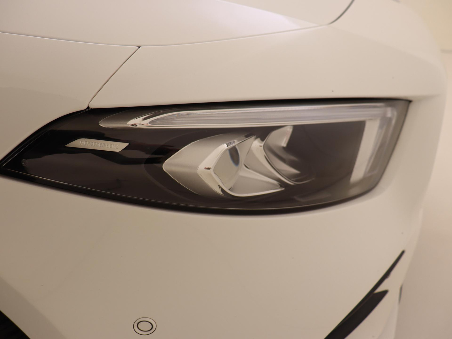 Mercedes-Benz Mercedes-Benz