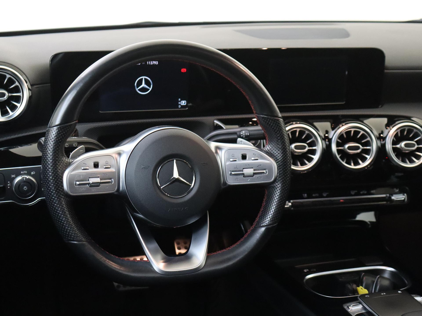 Mercedes-Benz Mercedes-Benz