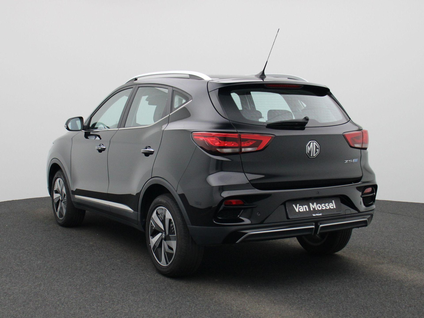 MG