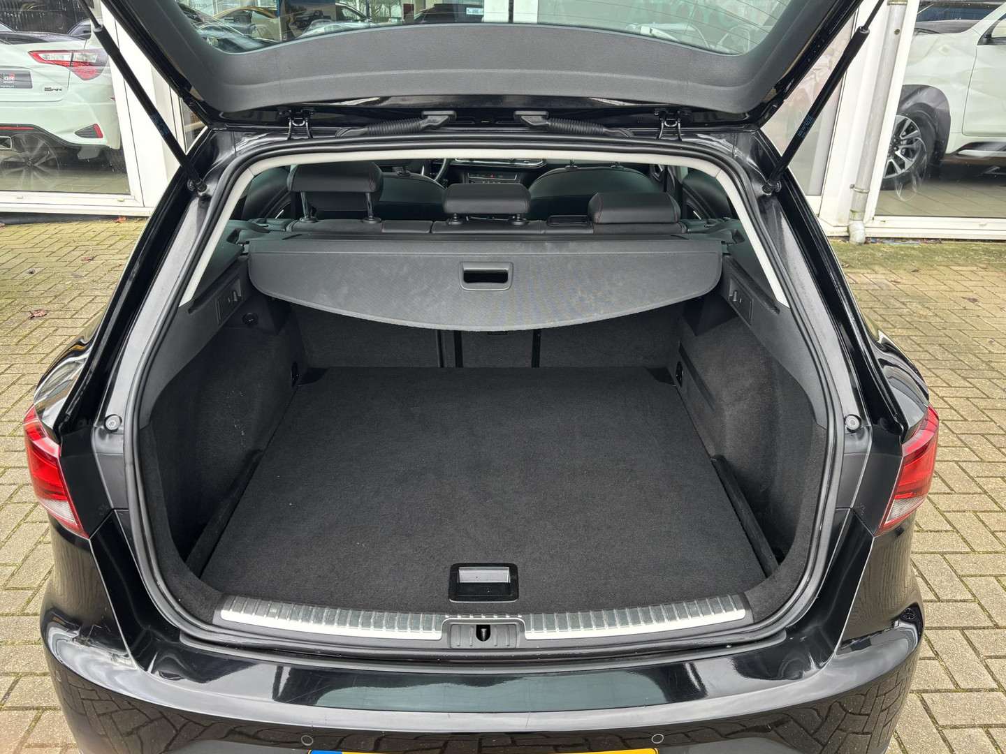 SEAT SEAT