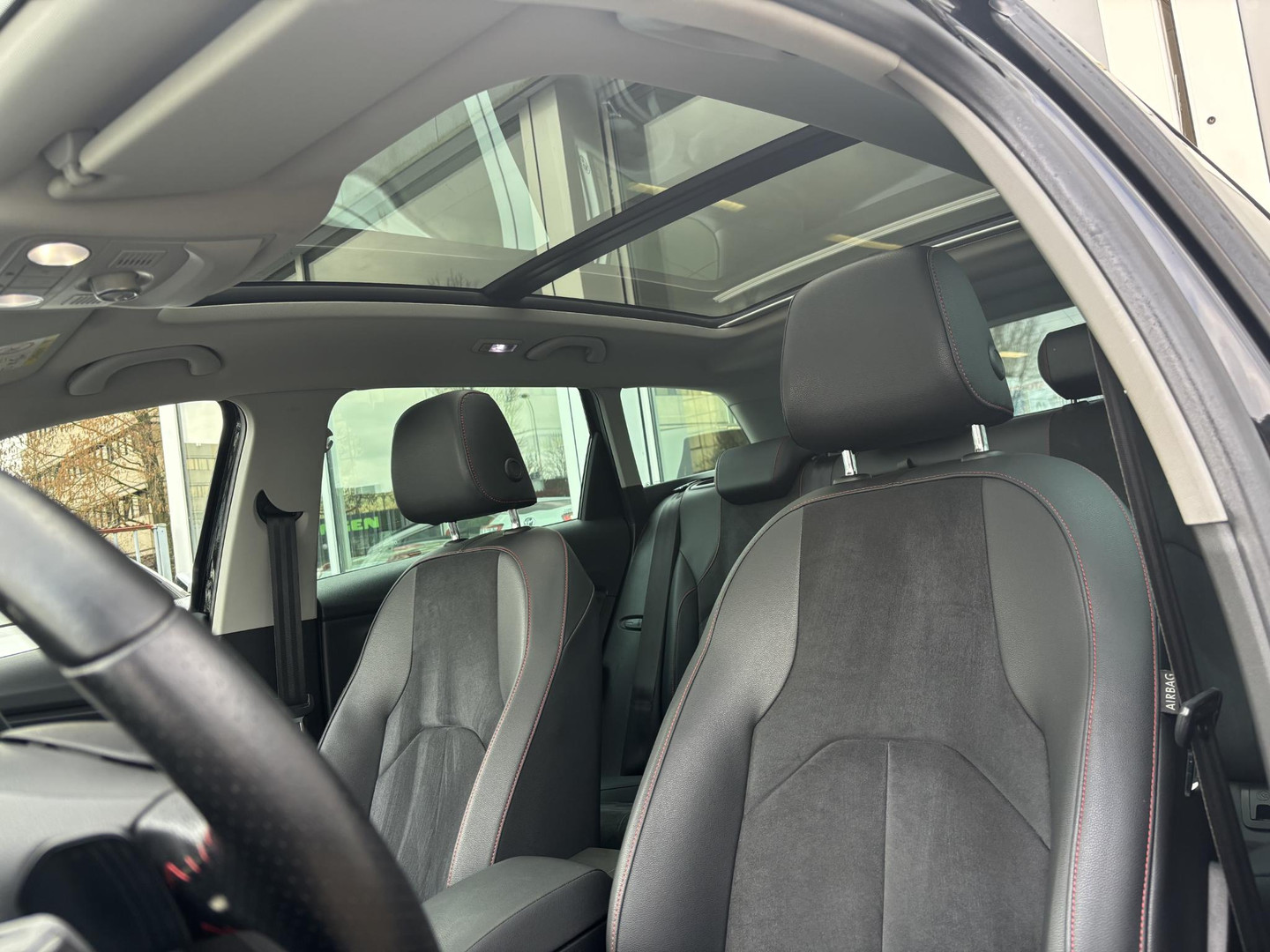 SEAT SEAT
