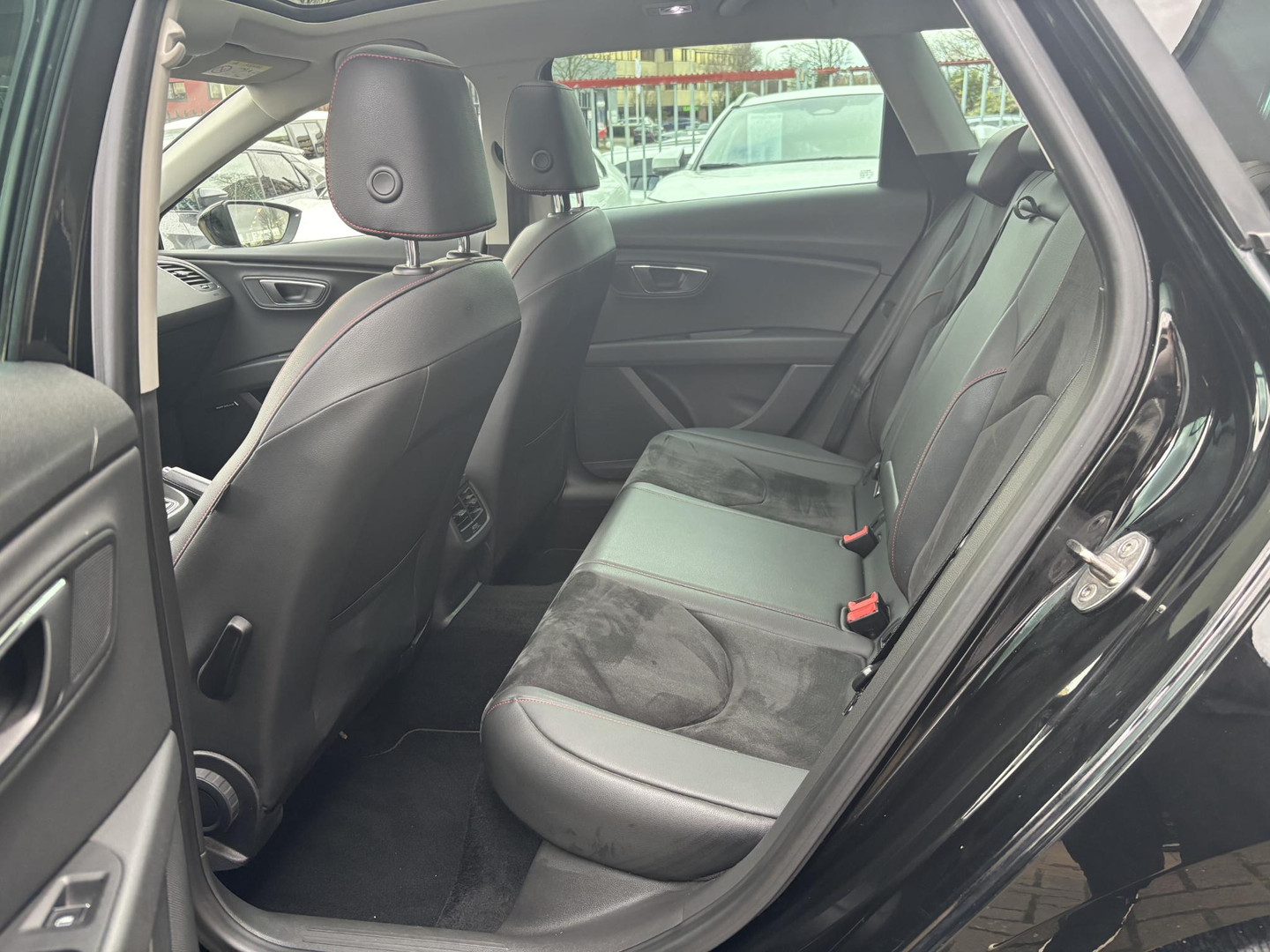 SEAT SEAT