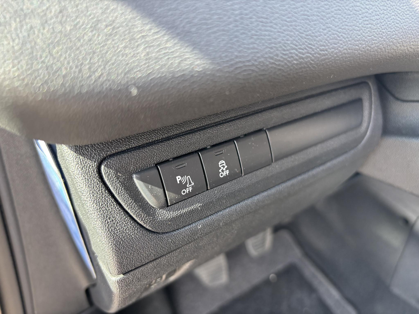 Peugeot Peugeot