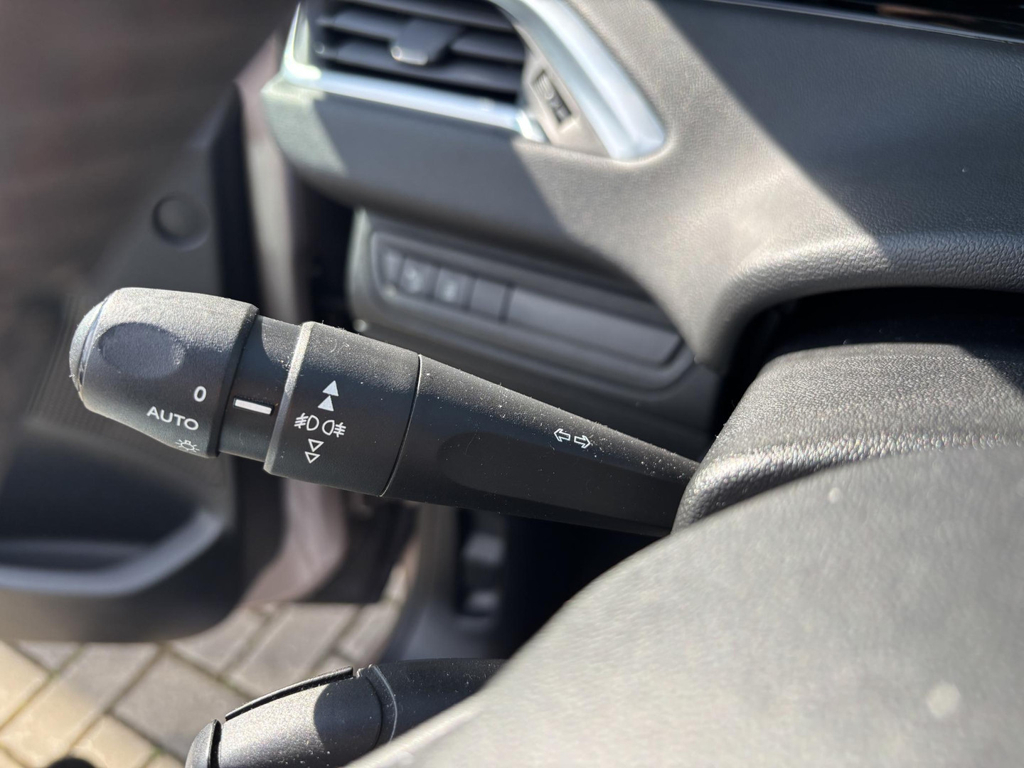 Peugeot Peugeot