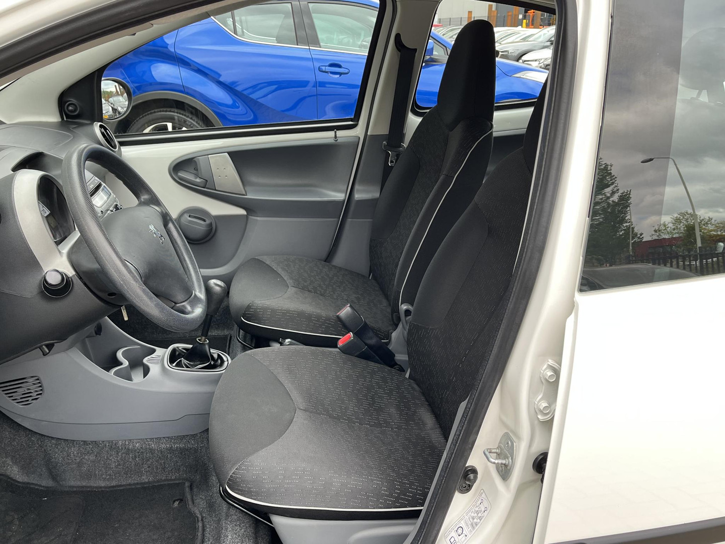 Peugeot Peugeot