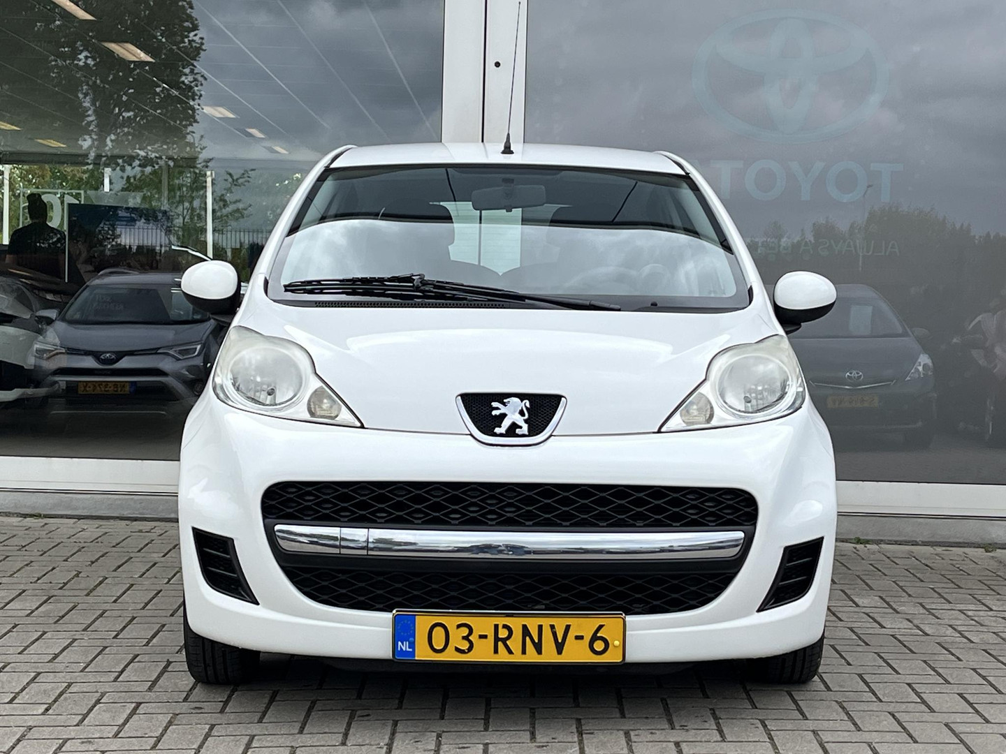 Peugeot Peugeot