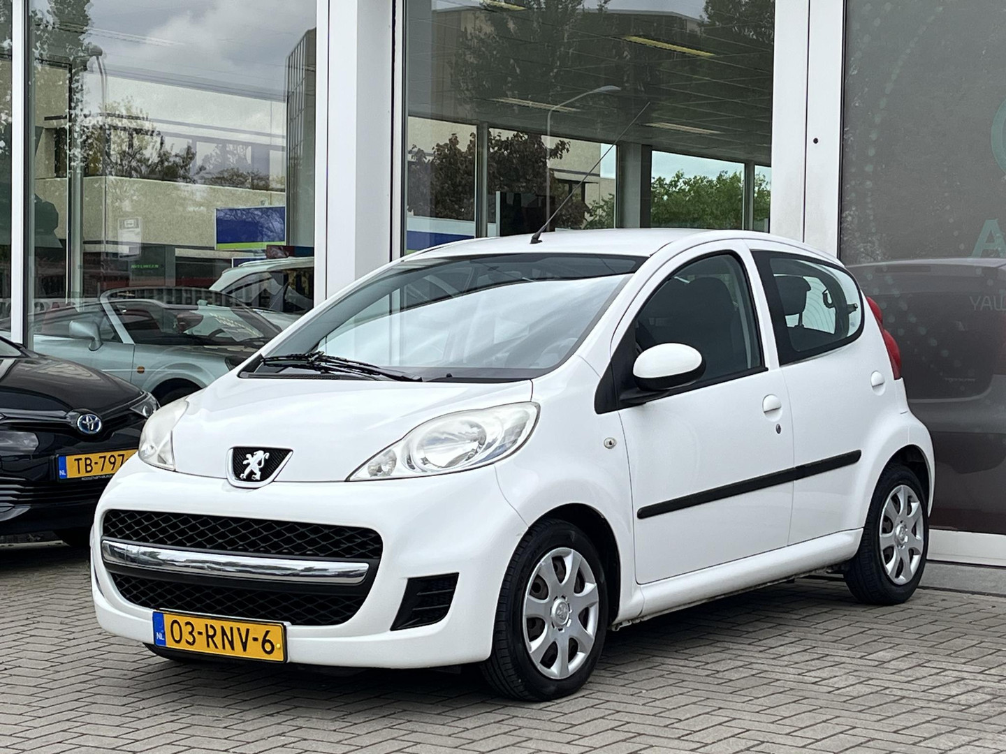 Peugeot Peugeot