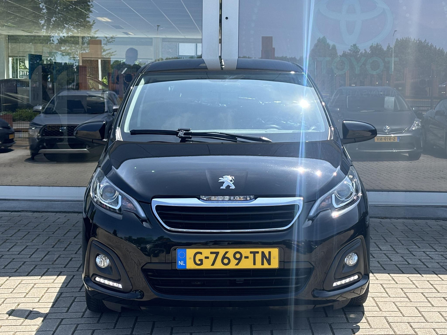Peugeot Peugeot
