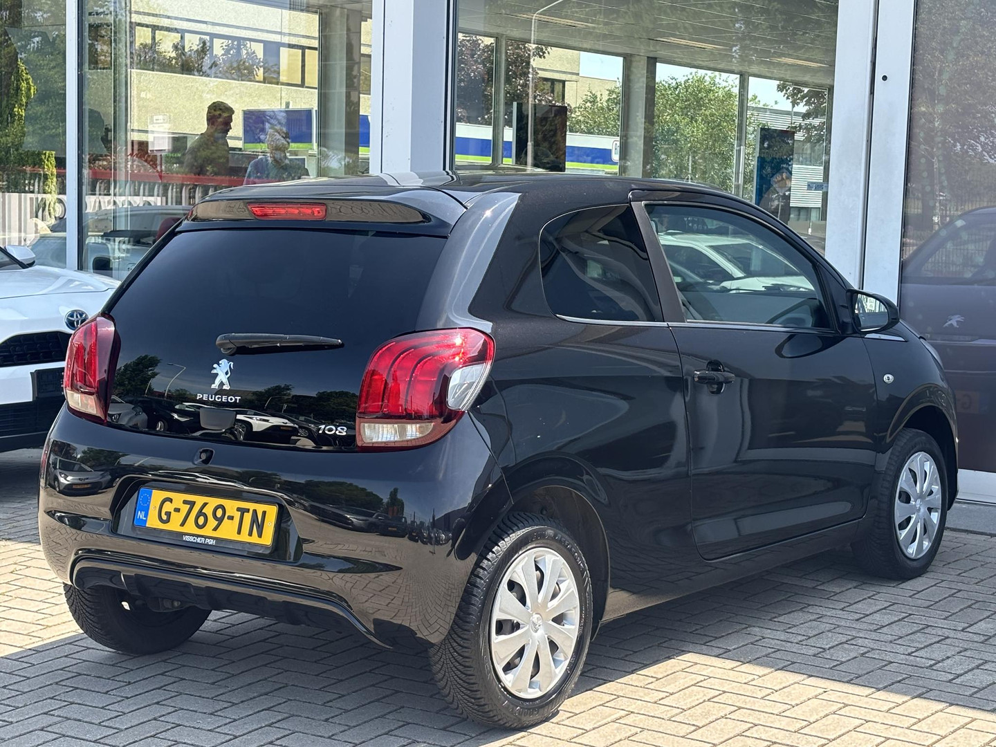 Peugeot Peugeot