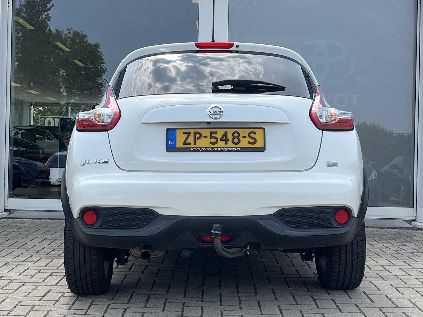 Nissan Nissan