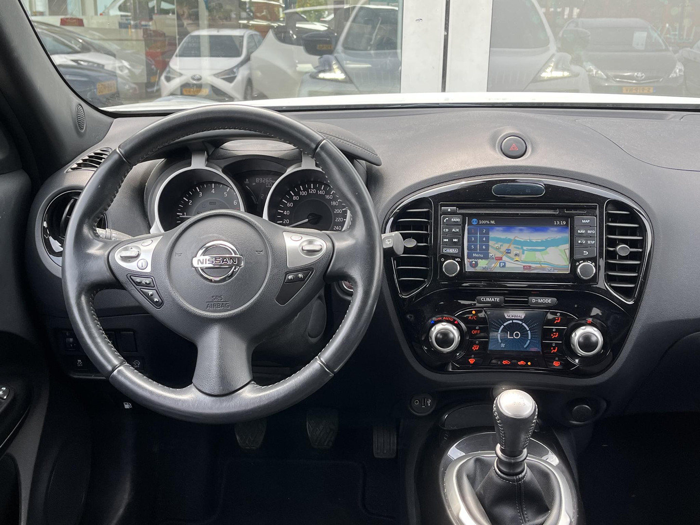Nissan Nissan