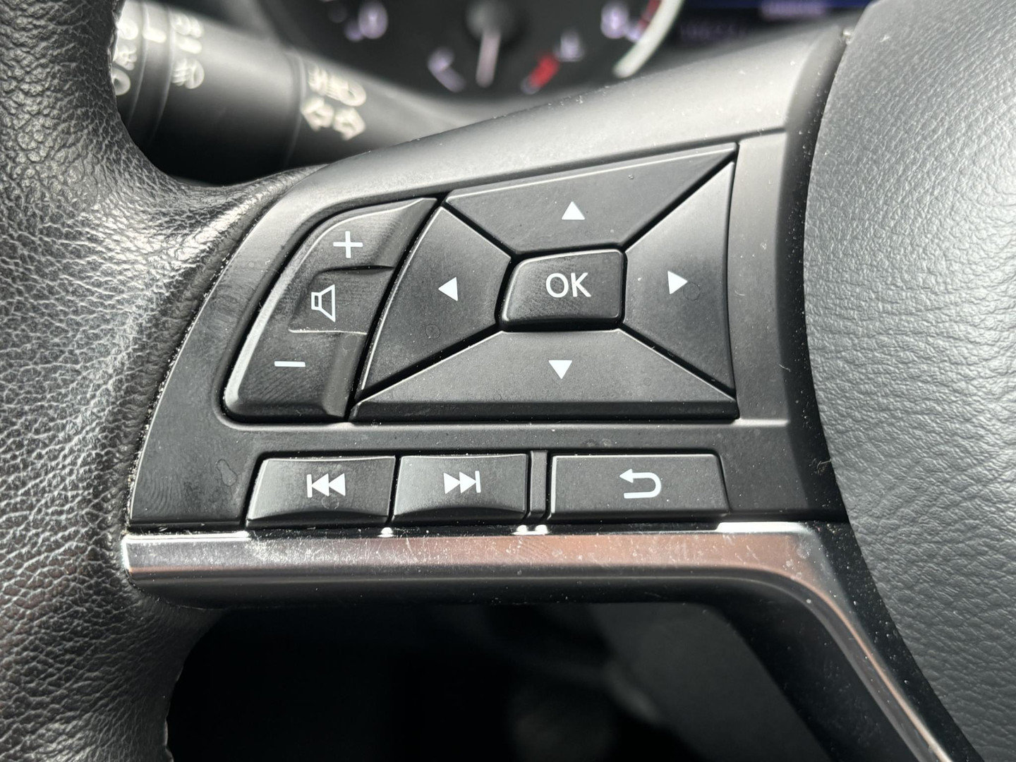 Nissan Nissan