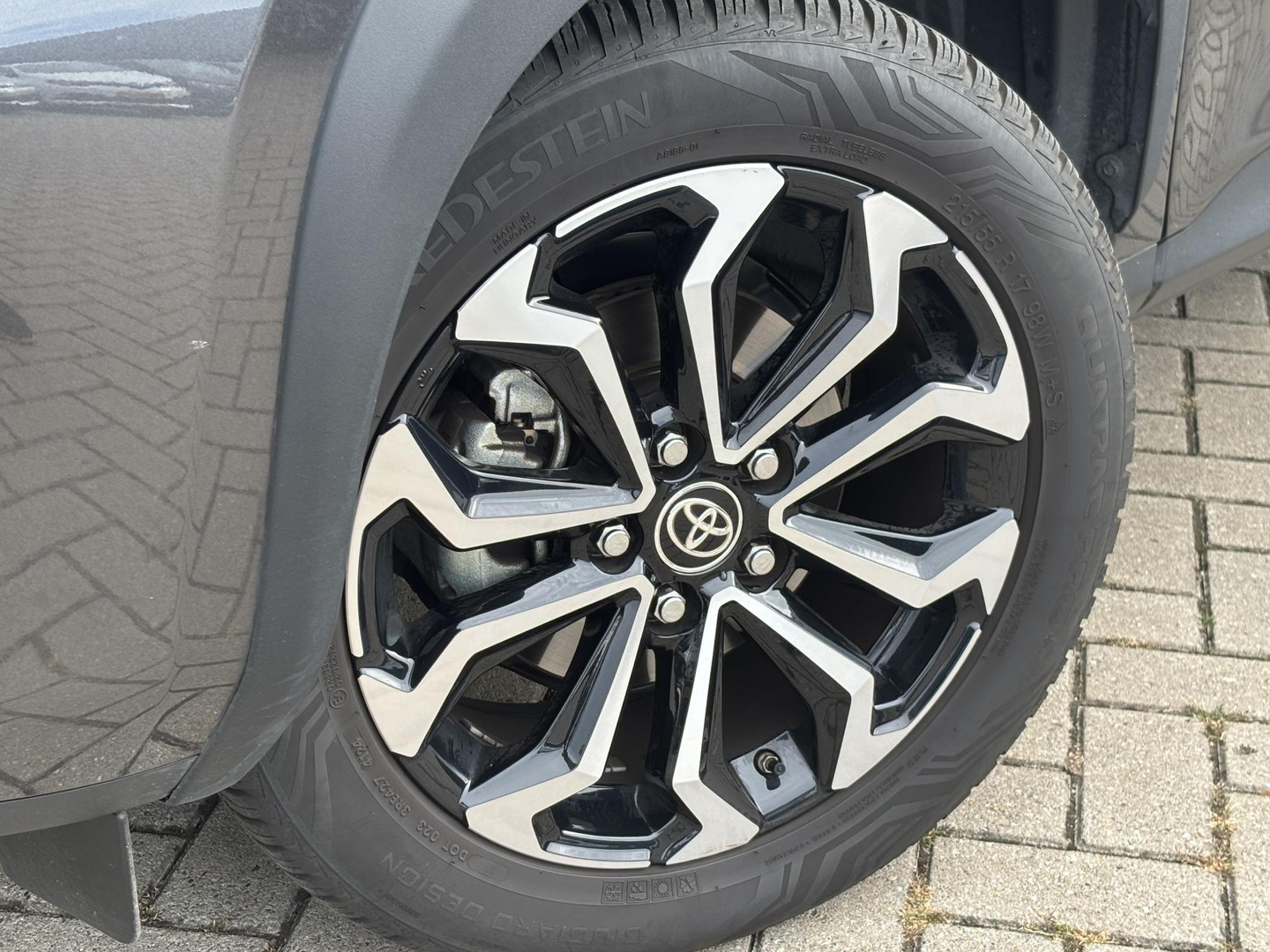 Toyota Toyota