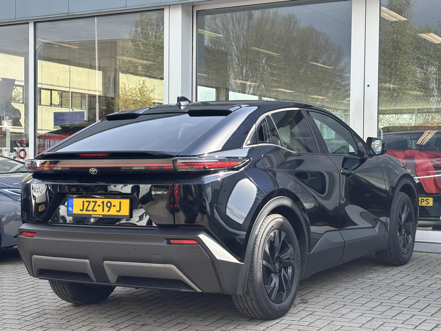 Toyota Chr +