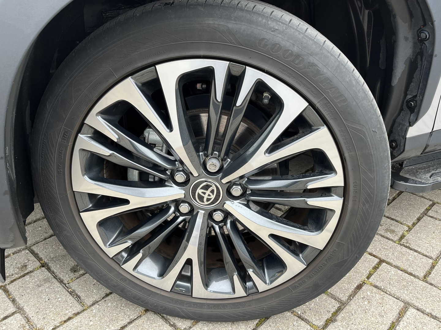 Toyota Toyota