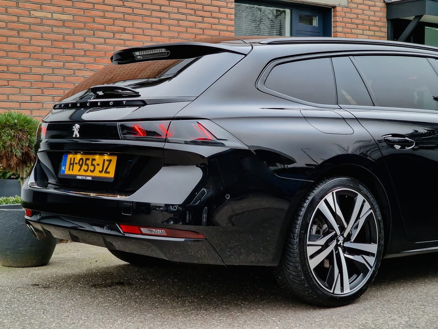 Peugeot