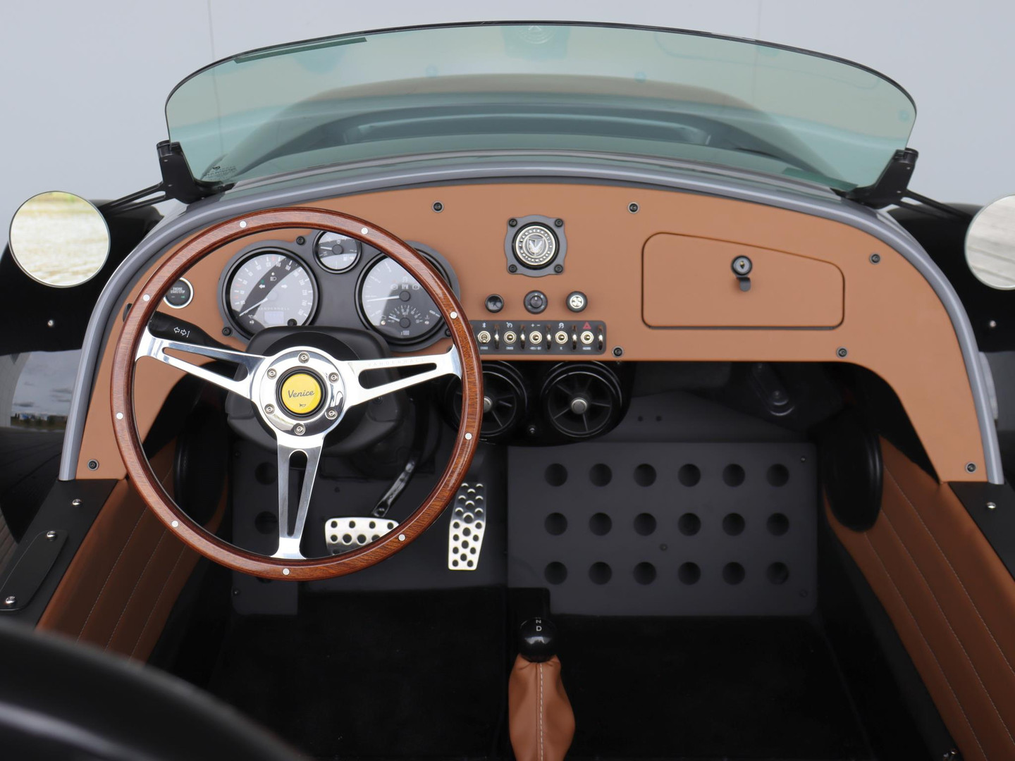 R732VX_14_4.jpg
