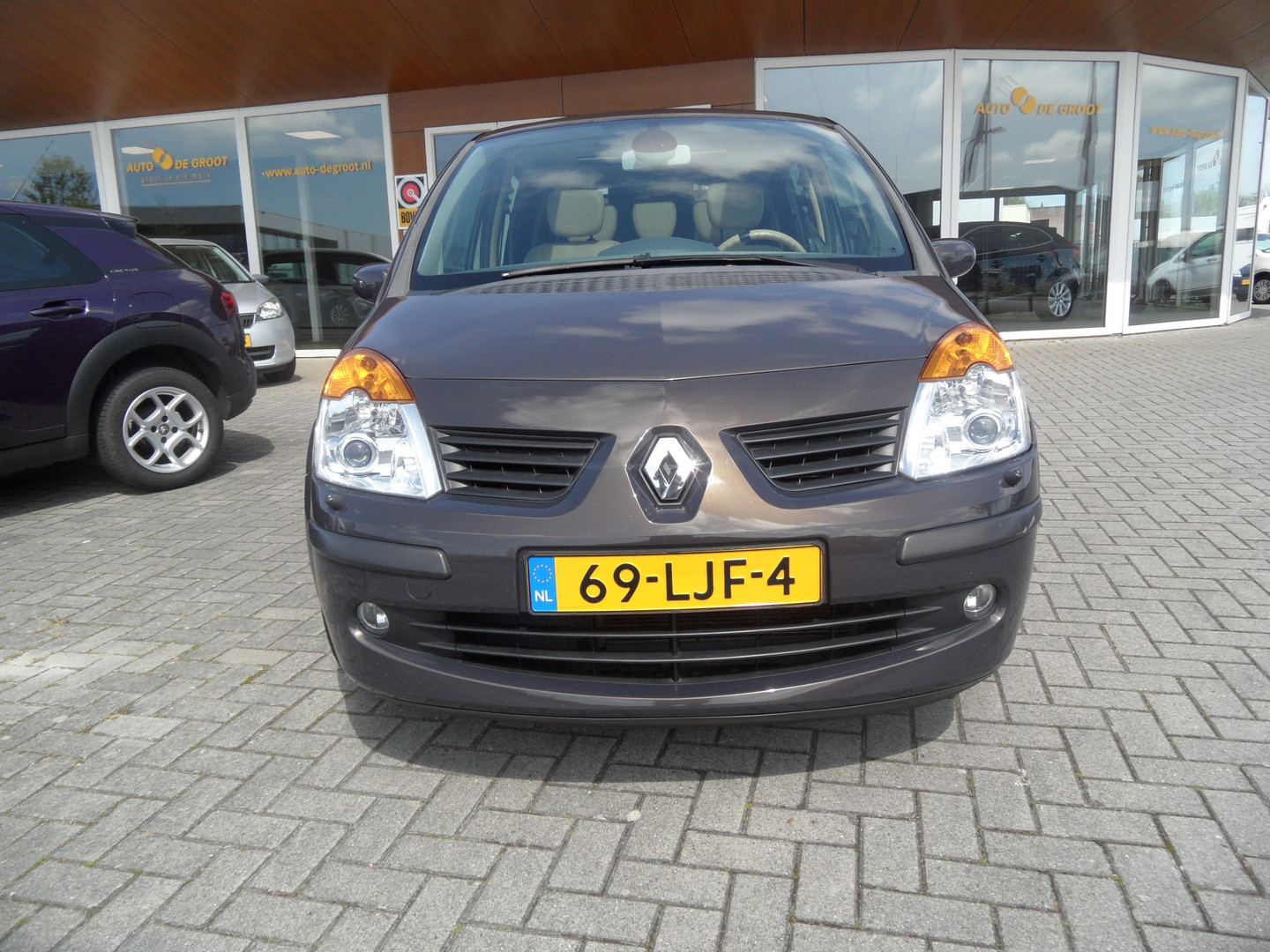 Renault Renault
