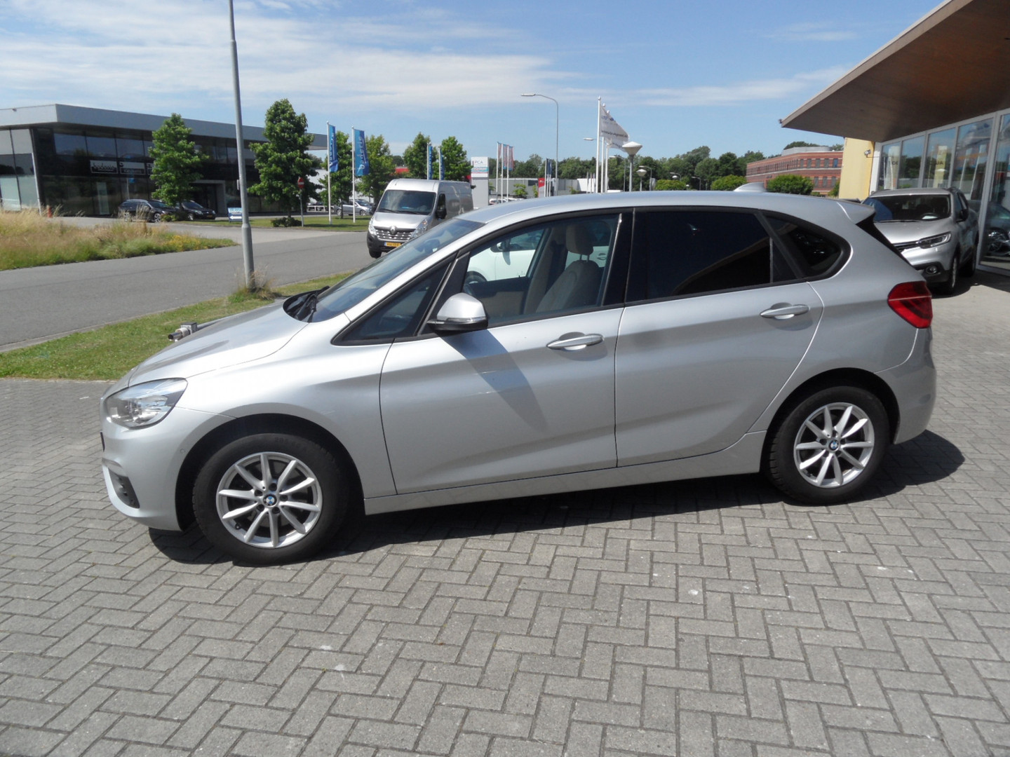 BMW BMW