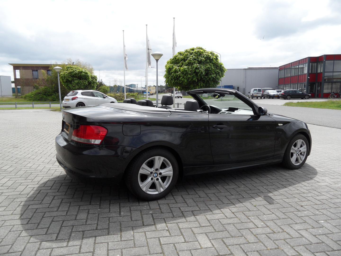 BMW BMW