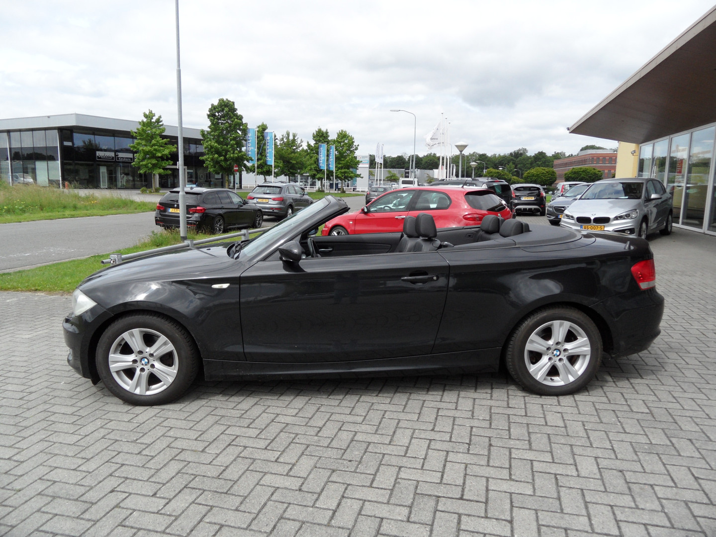 BMW BMW