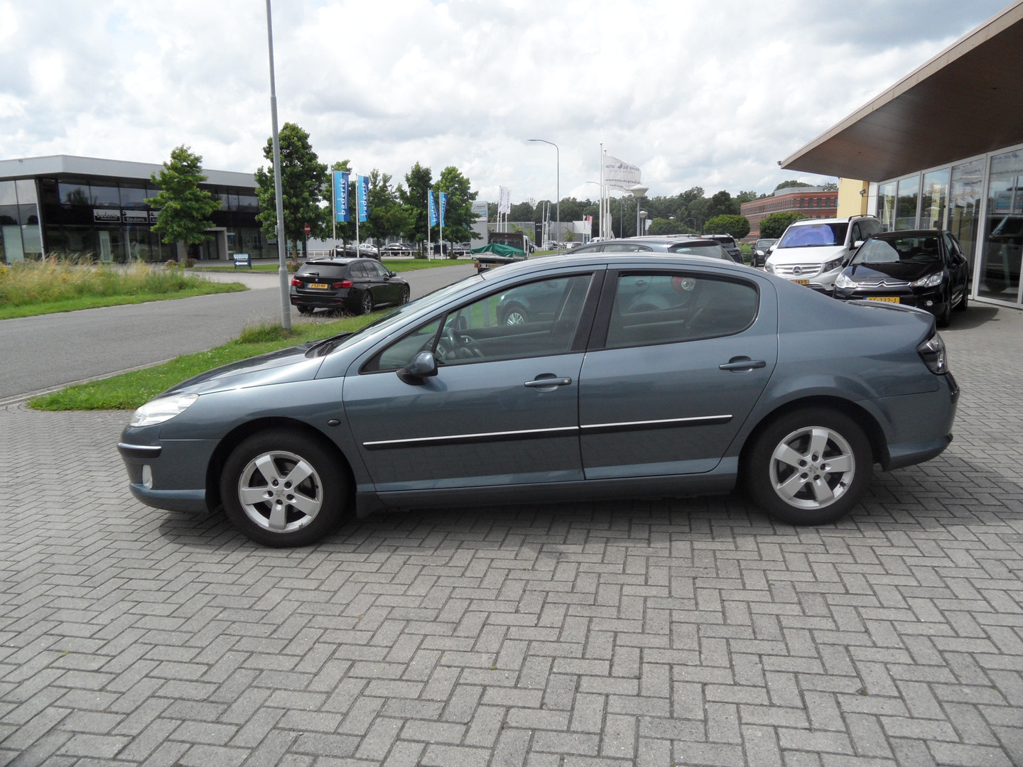 Peugeot