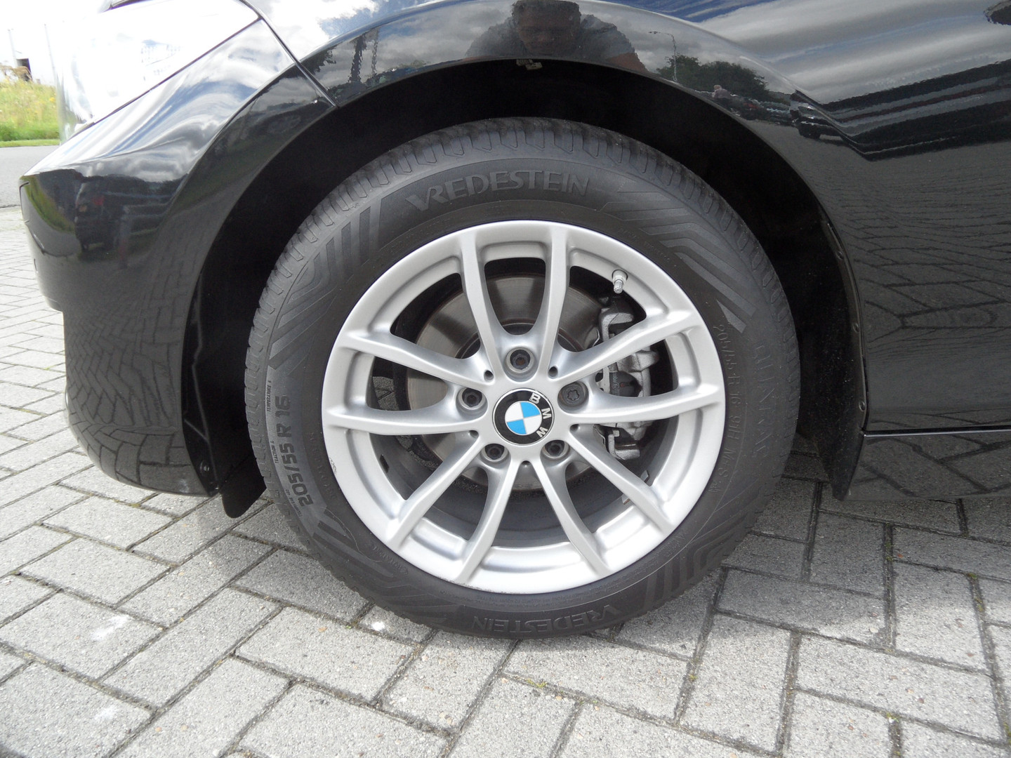 BMW BMW