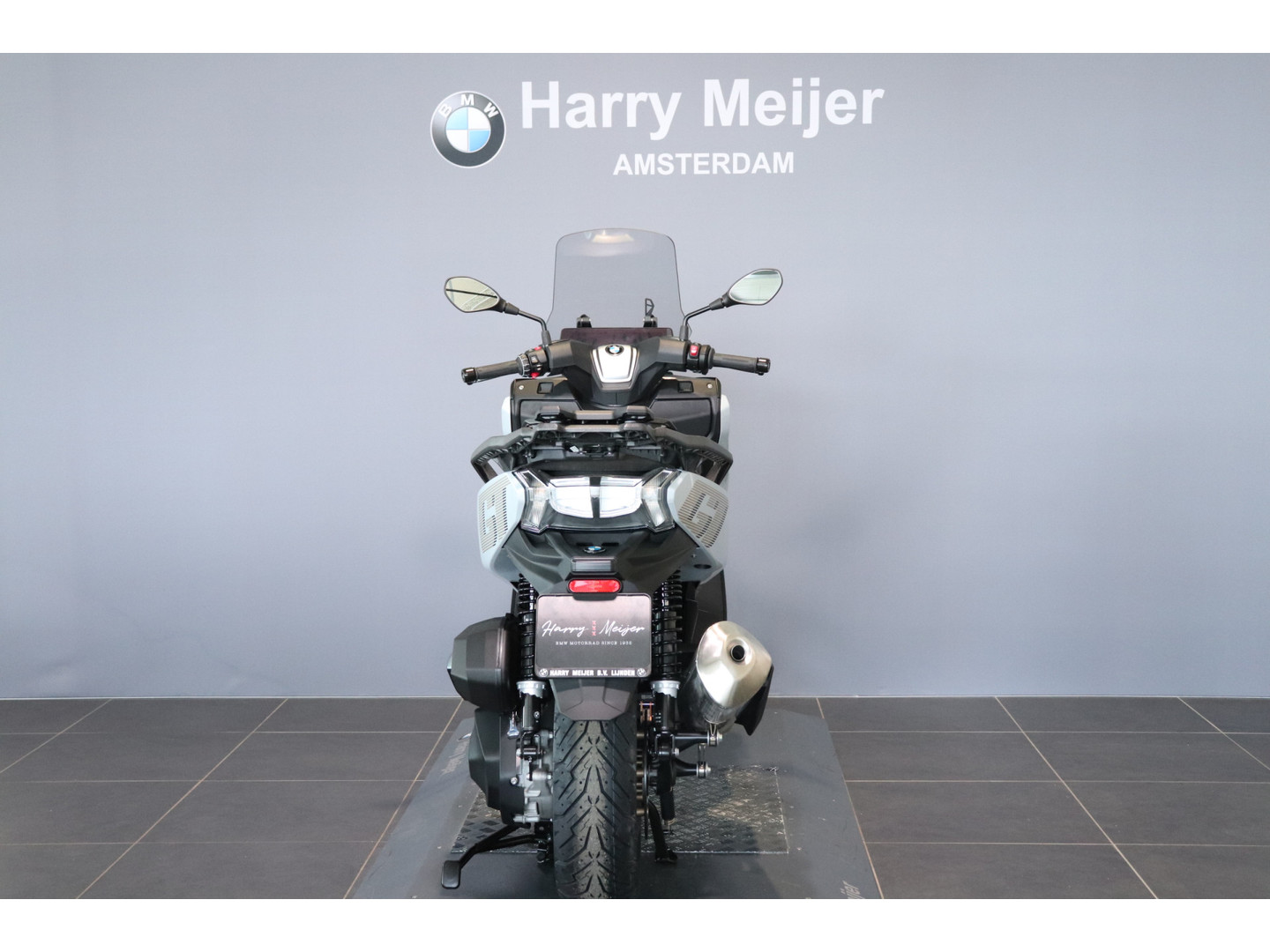 BMW
