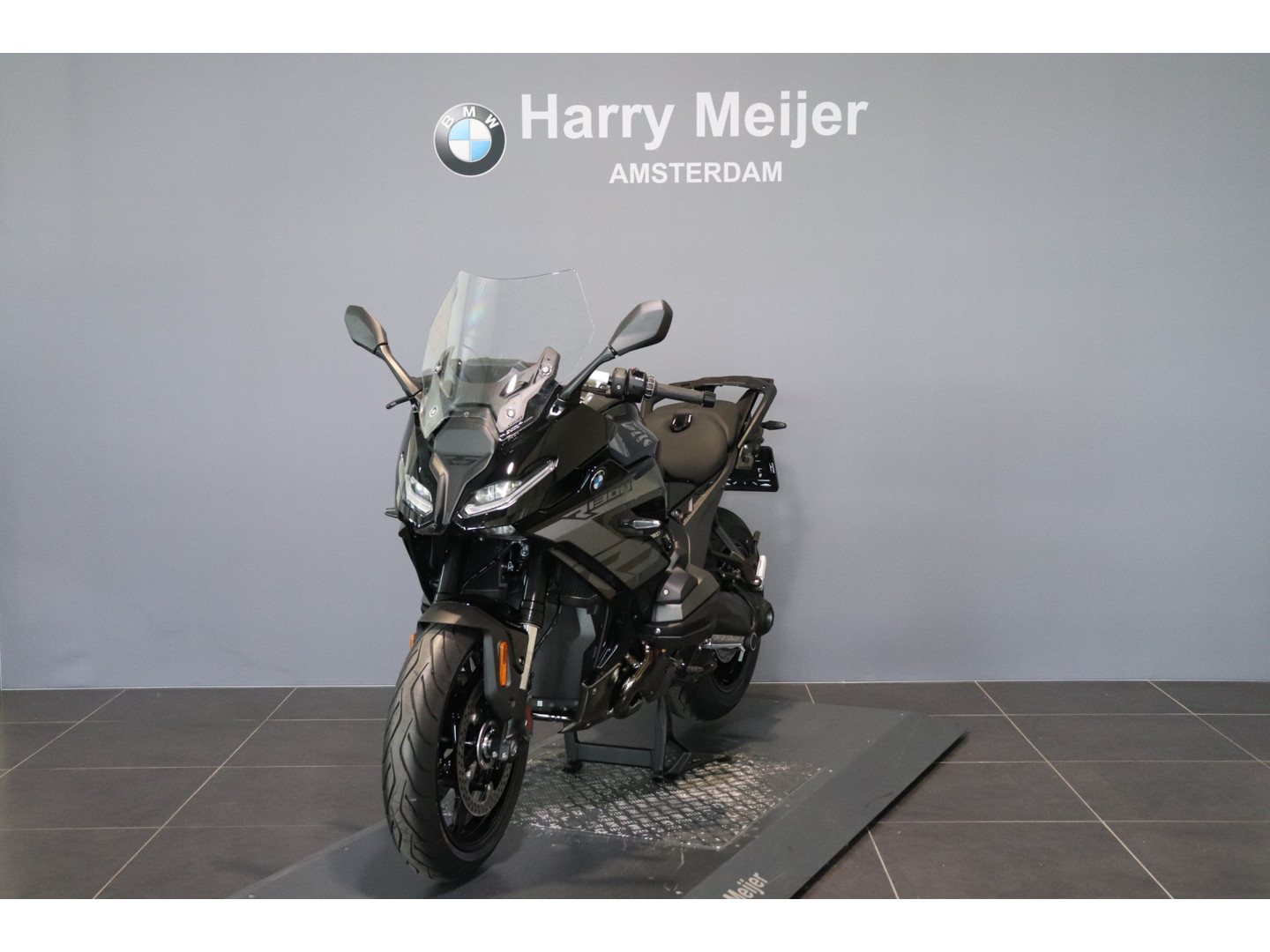 BMW