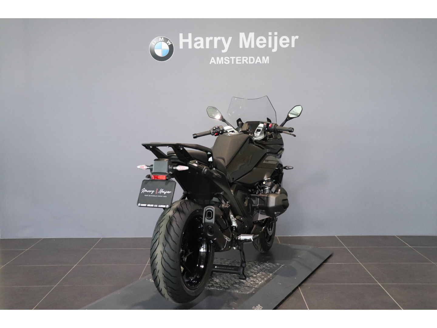 BMW
