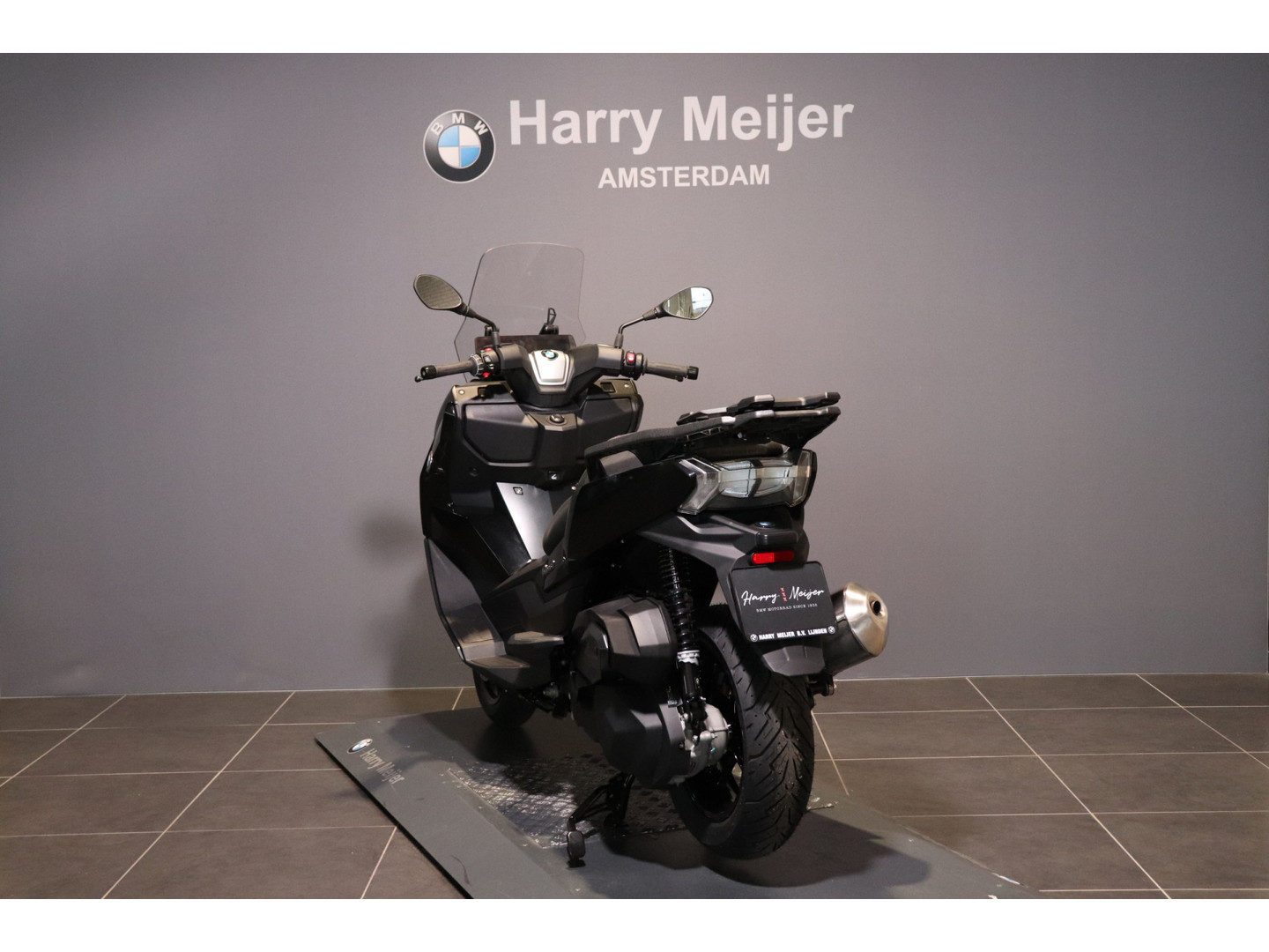 BMW
