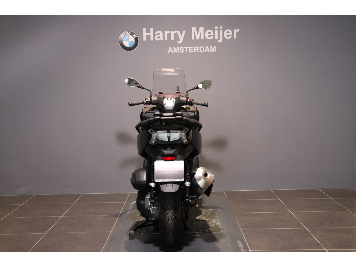 BMW