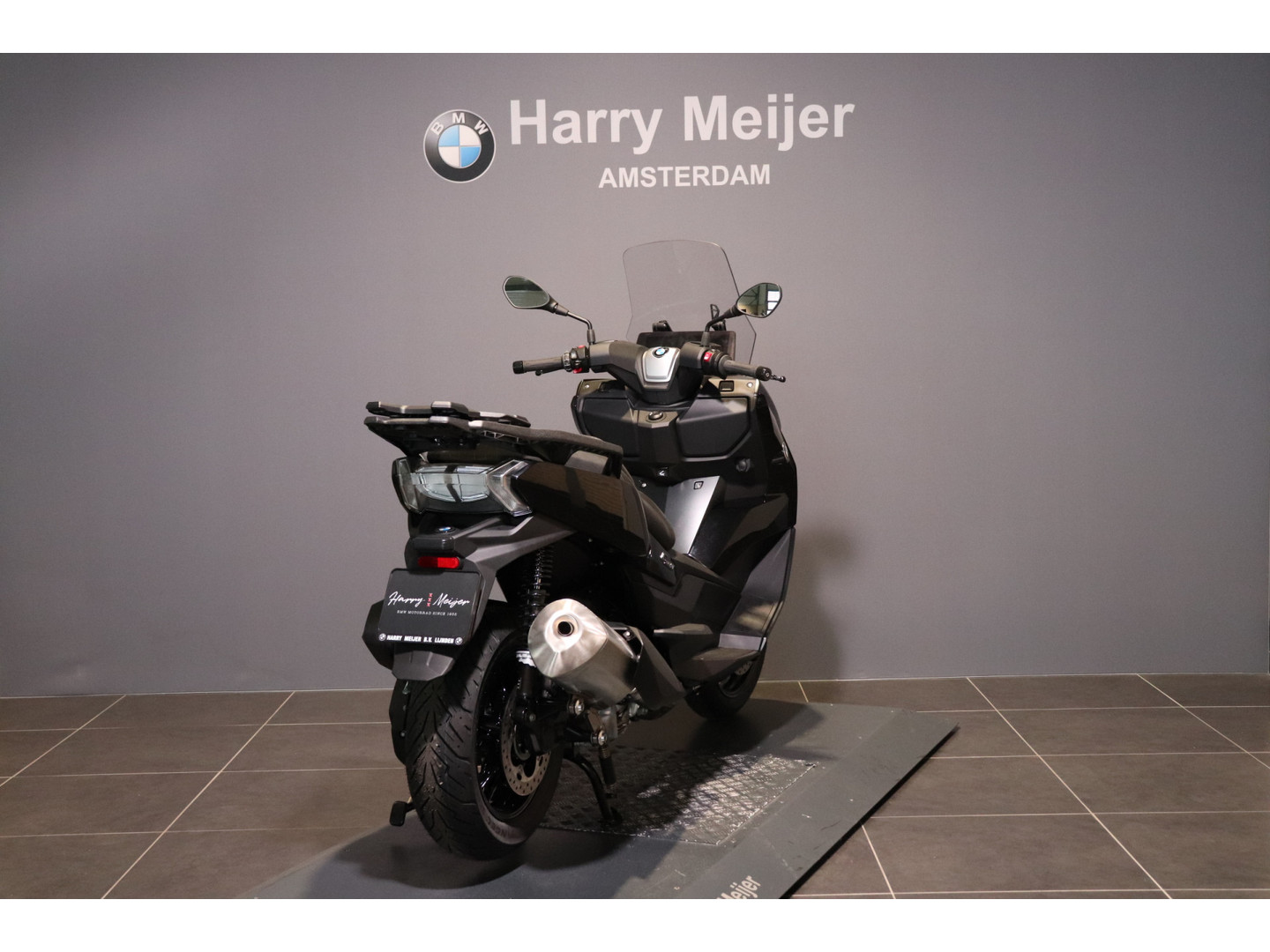 BMW