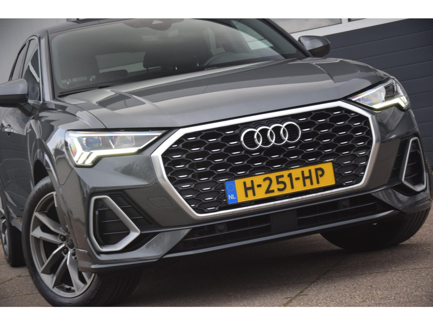 Audi