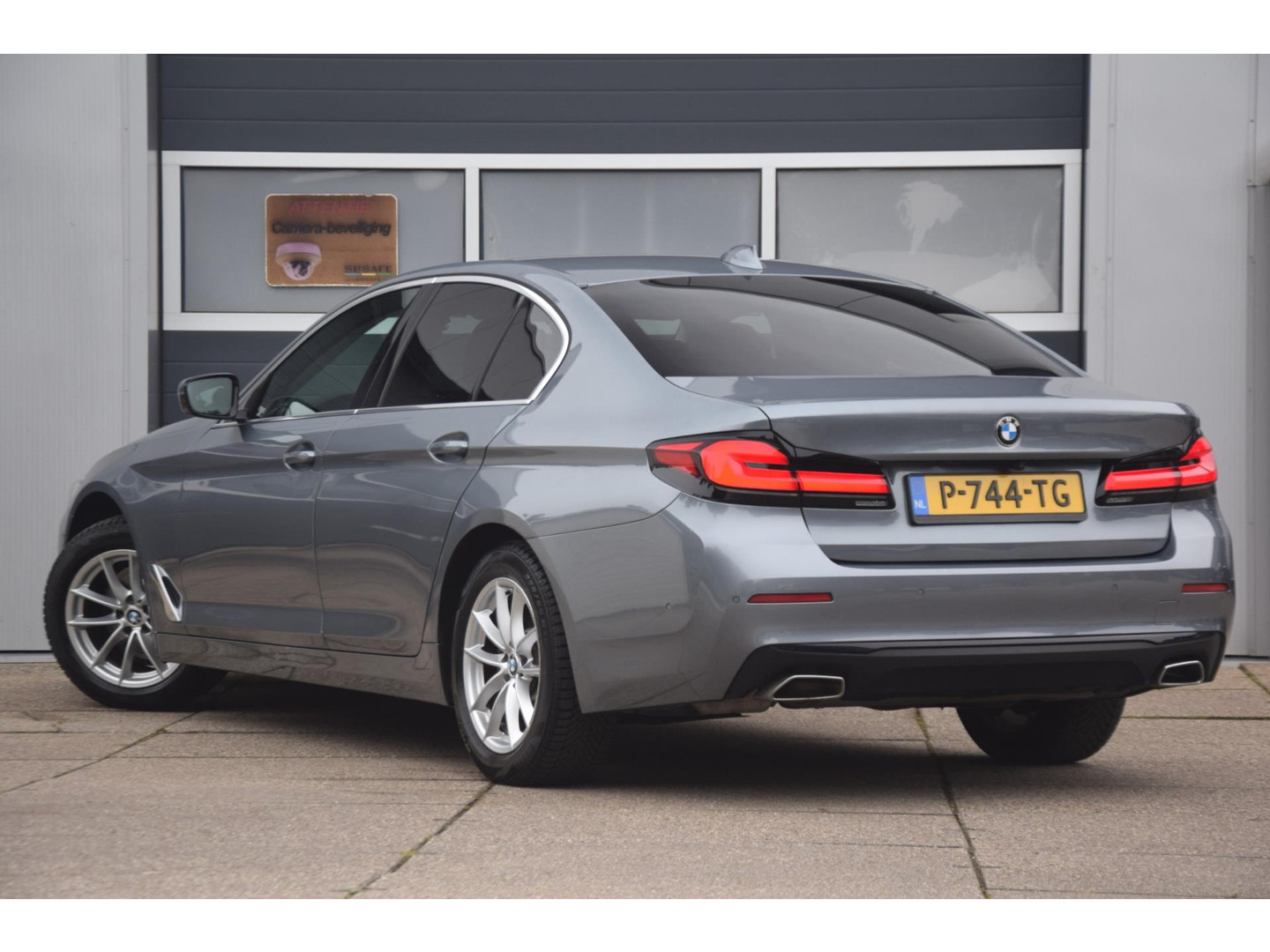 BMW