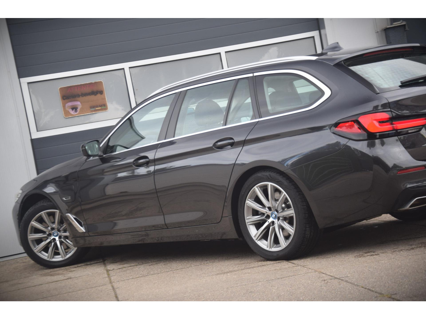 BMW