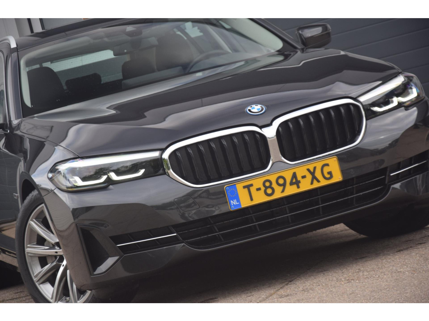 BMW