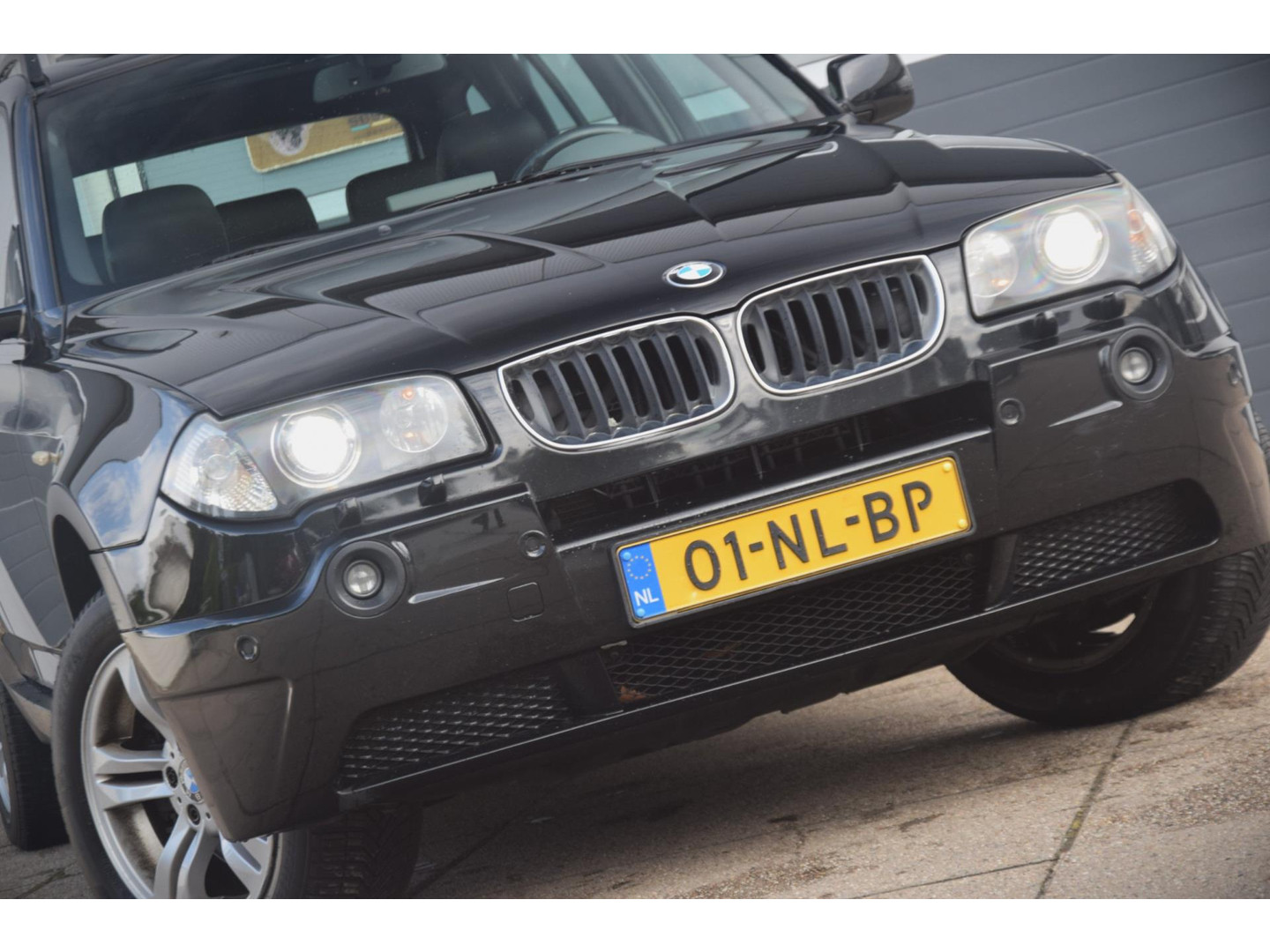 BMW
